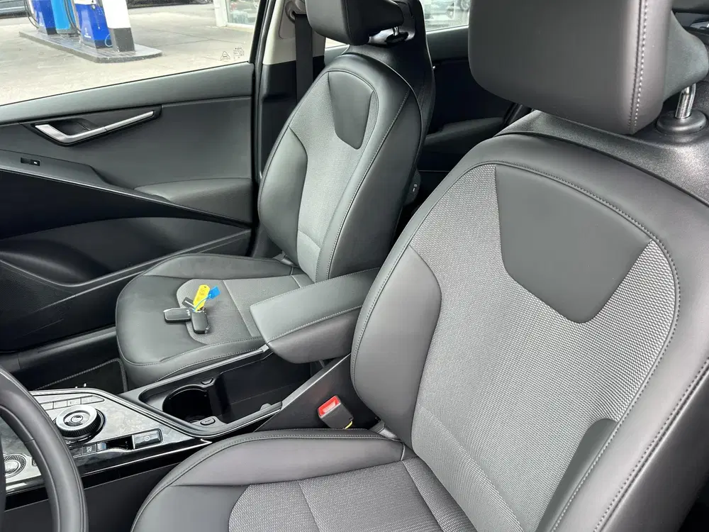 Kia Niro 1.6 GDi Hybrid DynamicLine uit 2026, foto 14