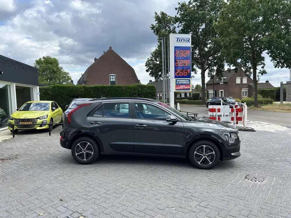 Kia Niro 1.6 GDi Hybrid DynamicLine uit 2026, foto 3