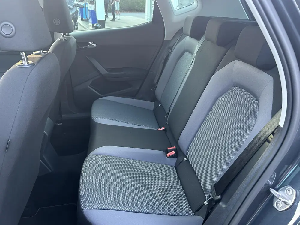 SEAT Arona 1.0 TSI Style Business Intense uit 2019, foto 11