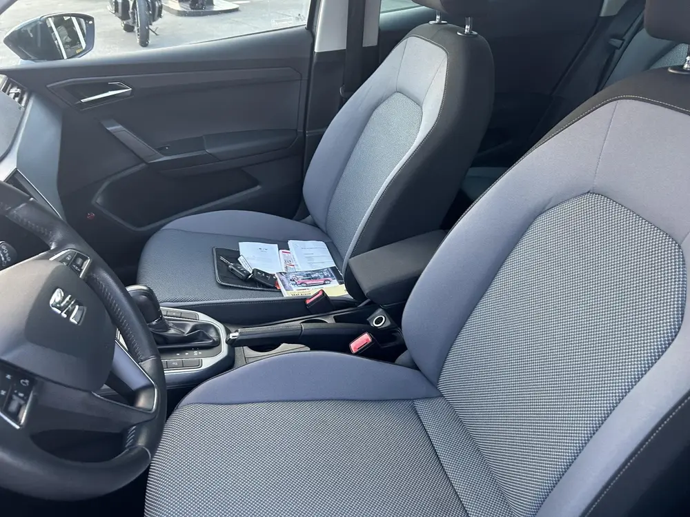 SEAT Arona 1.0 TSI Style Business Intense uit 2019, foto 14
