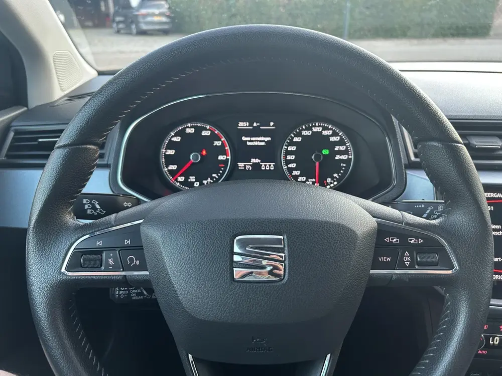 SEAT Arona 1.0 TSI Style Business Intense uit 2019, foto 16