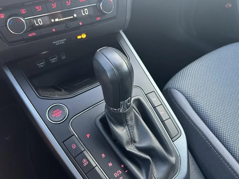 SEAT Arona 1.0 TSI Style Business Intense uit 2019, foto 19