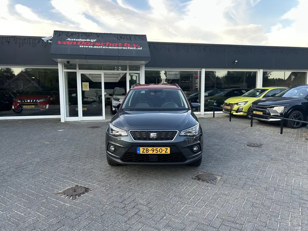 SEAT Arona 1.0 TSI Style Business Intense uit 2019, foto 4