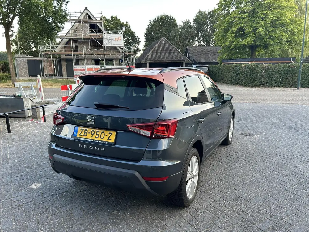 SEAT Arona 1.0 TSI Style Business Intense uit 2019, foto 6