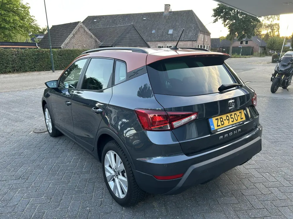 SEAT Arona 1.0 TSI Style Business Intense uit 2019, foto 7