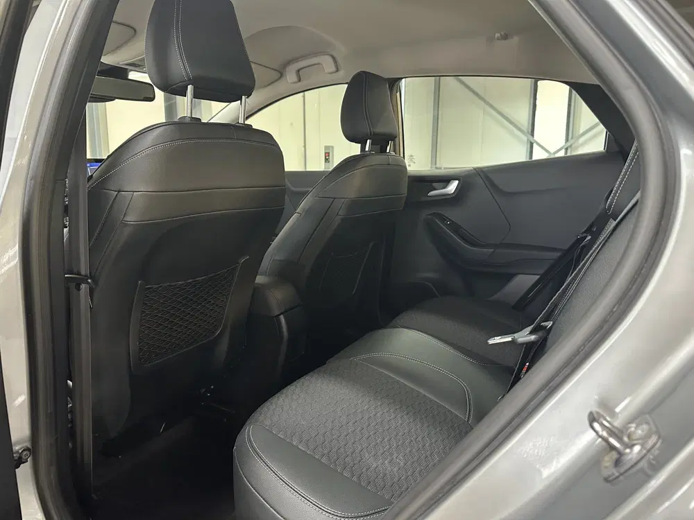 Ford Puma 1.0 EcoBoost Hybrid Titanium uit 2023, foto 20