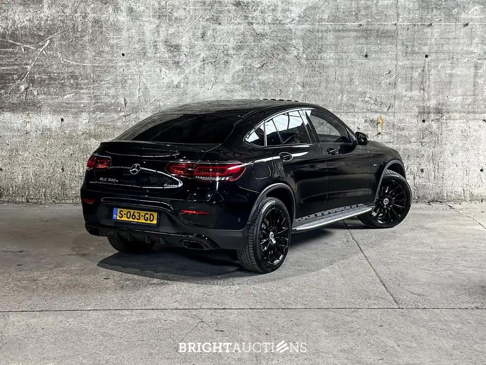 Mercedes-Benz GLC GLC Coupé GLC300e 4M Business Solution AMG uit 2021, foto 12