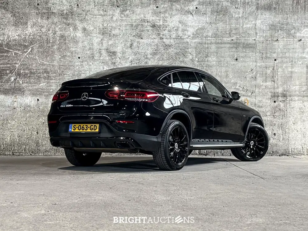 Mercedes-Benz GLC GLC Coupé GLC300e 4M Business Solution AMG uit 2021, foto 13