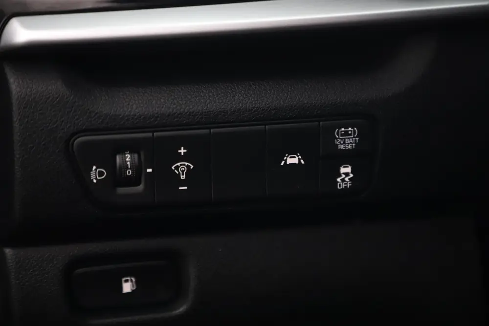 Kia Niro 1.6 GDi Hybrid DynamicLine 140PK Automaat Half Lede uit 2019, foto 16