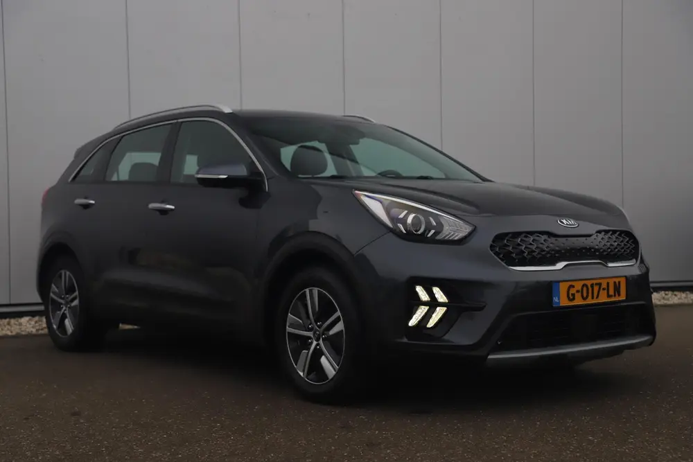 Kia Niro 1.6 GDi Hybrid DynamicLine 140PK Automaat Half Lede uit 2019, foto 3