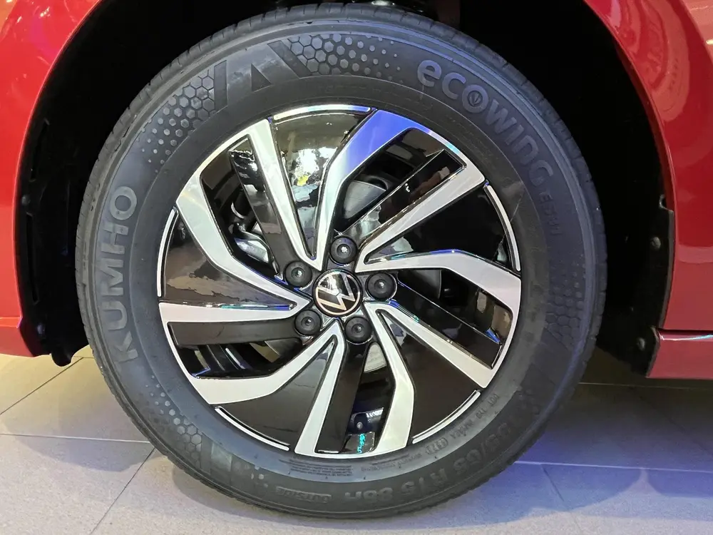 Volkswagen Polo 1.0 TSI Life Edition | Automaat | Navigatie uit 2024, foto 6