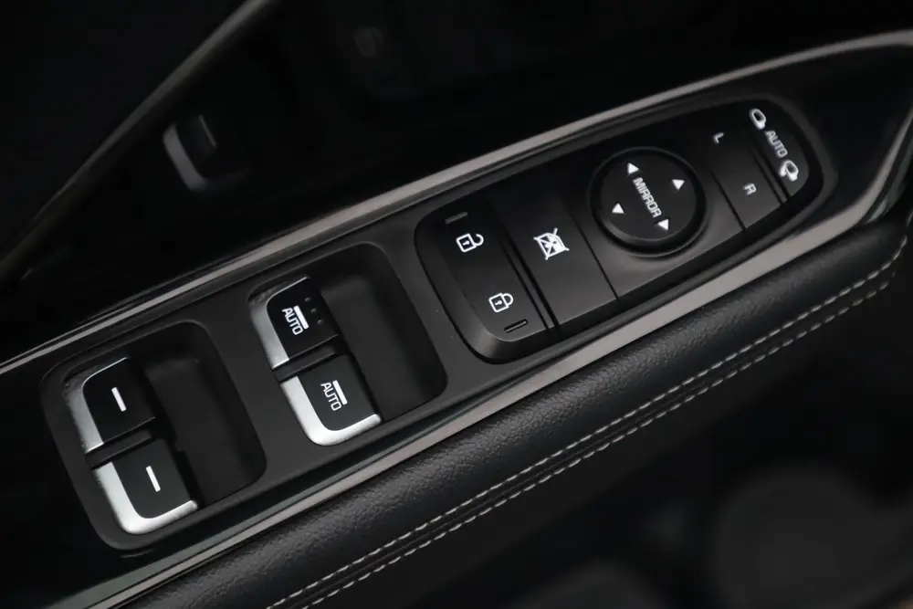 Kia Niro 1.6 GDi Hybrid DynamicLine 140PK Automaat Half Lede uit 2019, foto 17