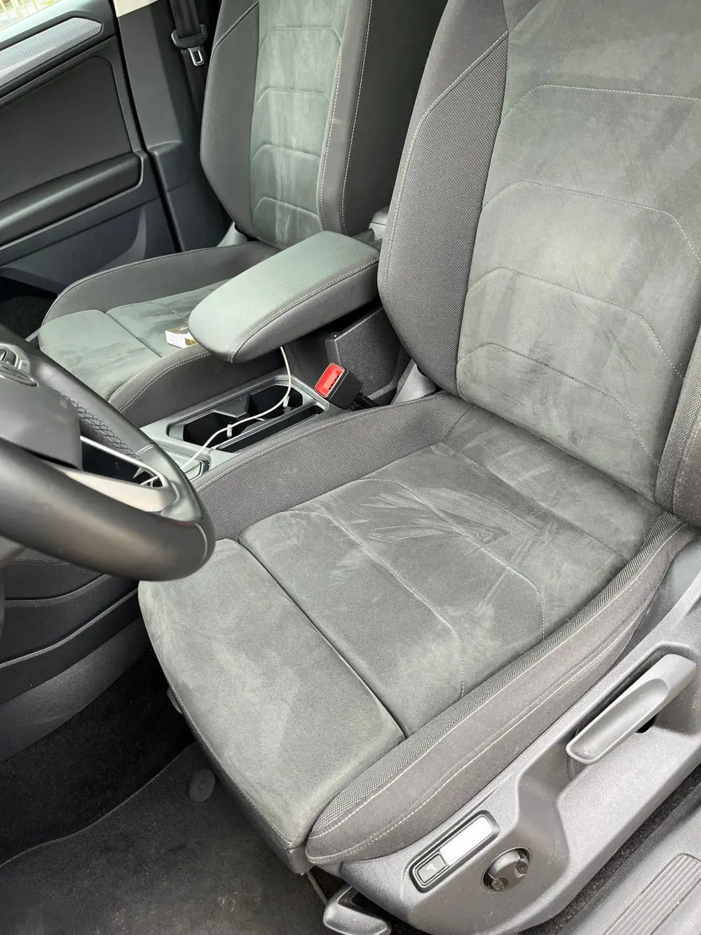 Volkswagen Tiguan 1.5 TSI elegance150pk DSG 2022 Grijs uit 2022, foto 14