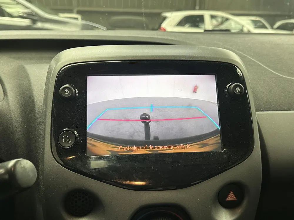 Toyota Aygo 1.0 VVT-i x-play limited Dealer onderhouden, App uit 2019, foto 13