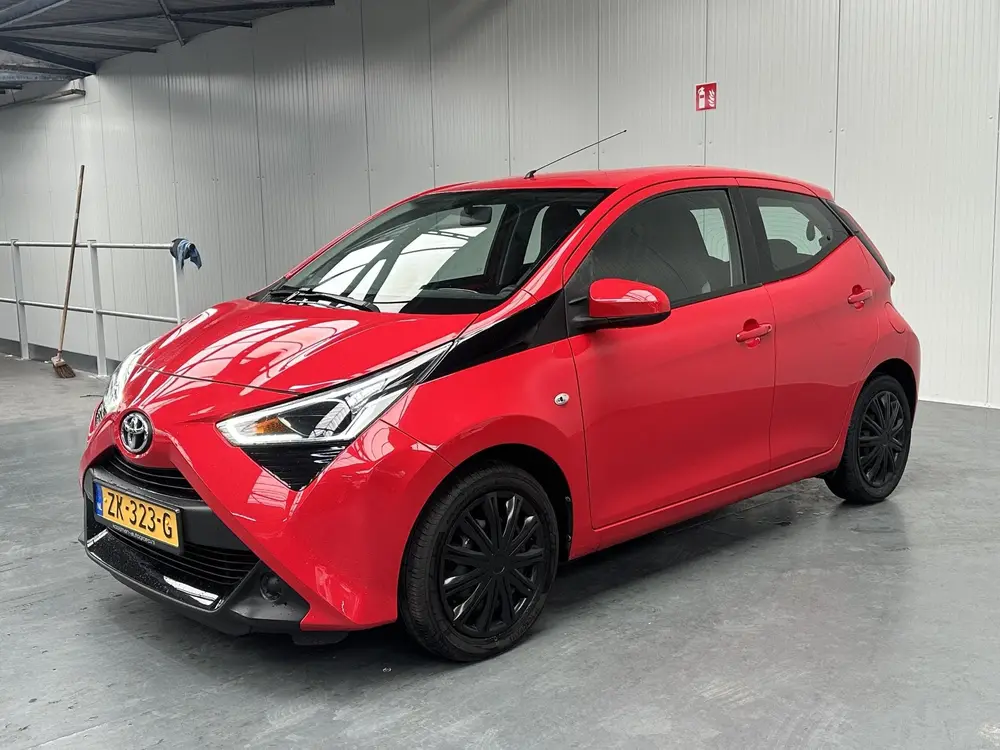 Toyota Aygo 1.0 VVT-i x-play limited Dealer onderhouden, App uit 2019, foto 18