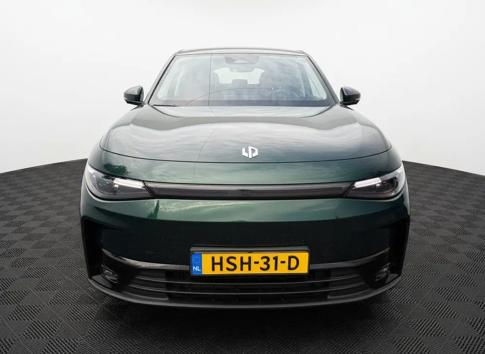 Leapmotor C10 Design REEV 28.4 kWh, PHEV | Leer | Pano | Cam uit 2025, foto 15