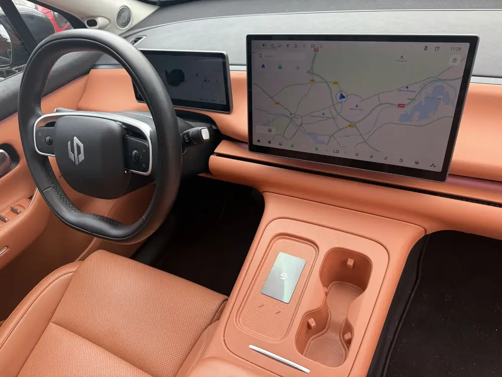Leapmotor C10 Design REEV 28.4 kWh, PHEV | Leer | Pano | Cam uit 2025, foto 3