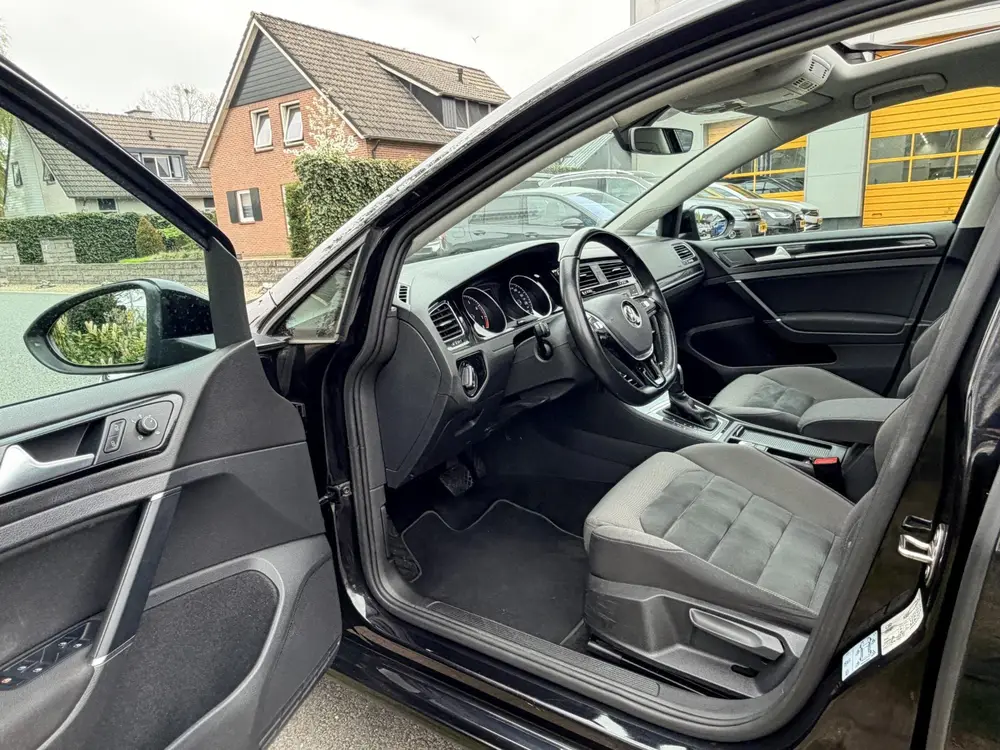 Volkswagen Golf 1.5 TSI DSG 150PK R-Line•Pano•Navi•Cam uit 2020, foto 11
