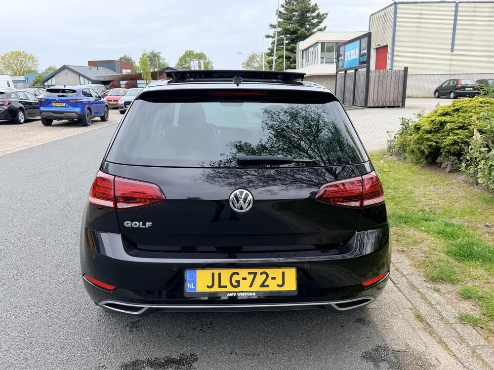 Volkswagen Golf 1.5 TSI DSG 150PK R-Line•Pano•Navi•Cam uit 2020, foto 4