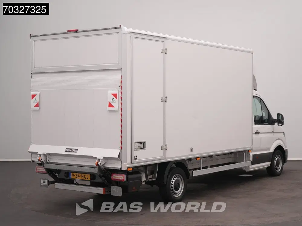 Volkswagen Crafter Laadklep Zijdeur Bakwagen Airco Cru uit 2024, foto 2