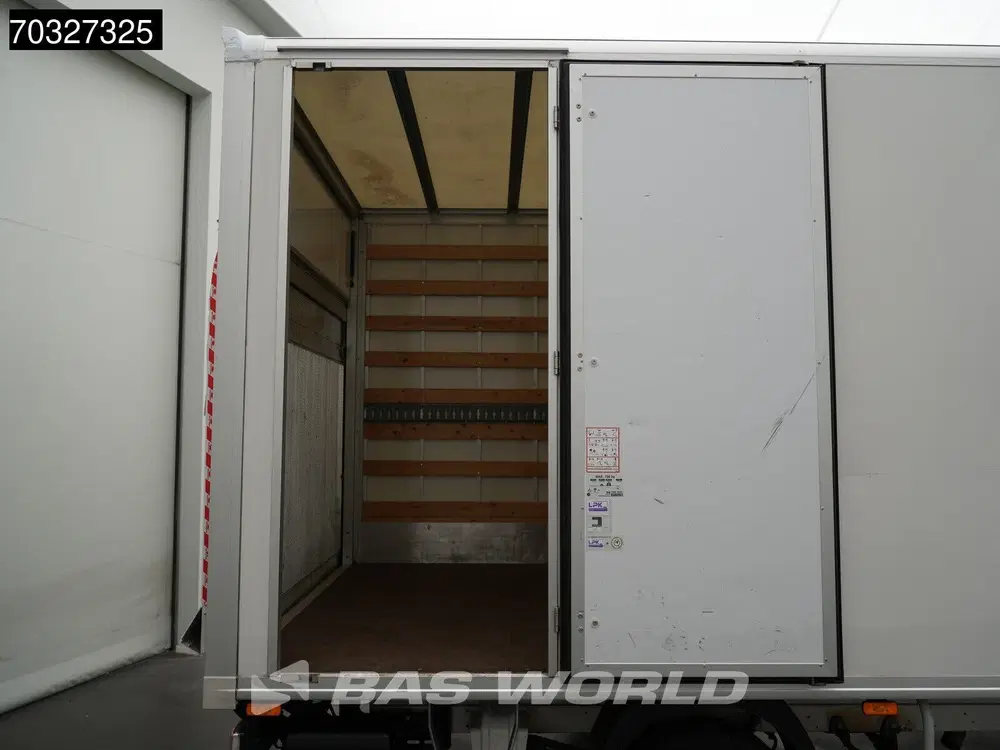 Volkswagen Crafter Laadklep Zijdeur Bakwagen Airco Cru uit 2024, foto 9