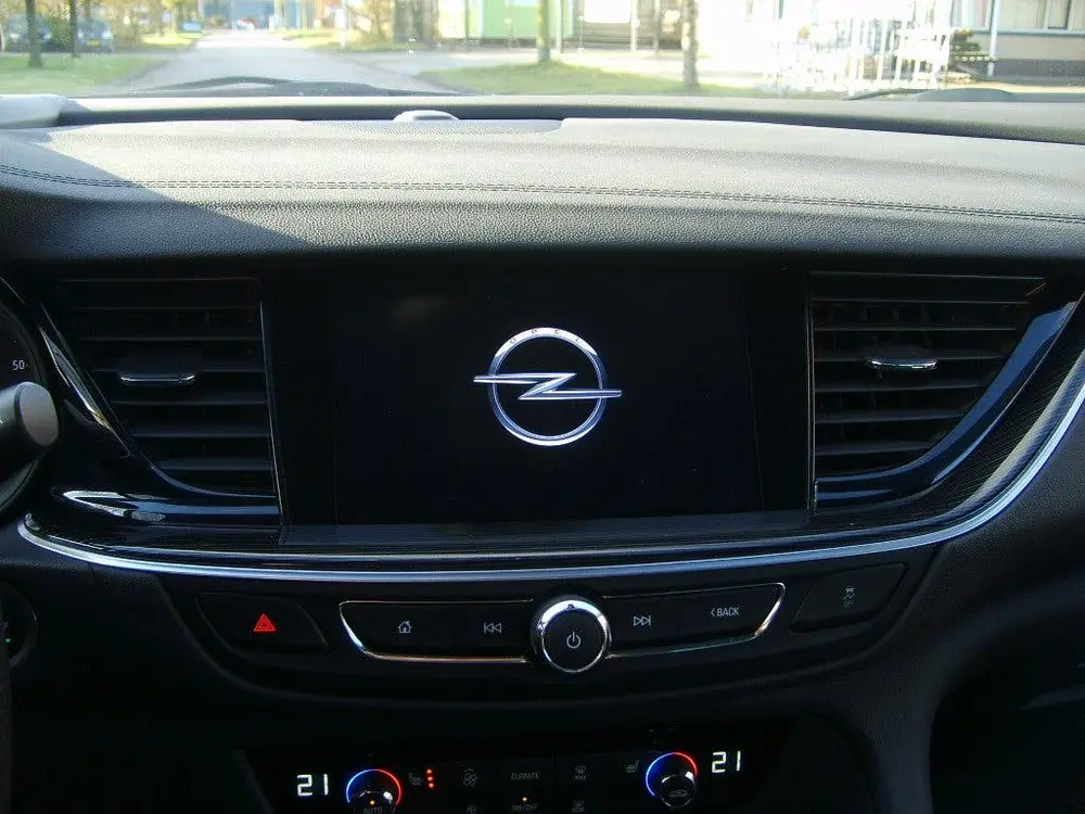 Opel Insignia 1.5 Turbo Exclusive Automaat O P C uit 2020, foto 12