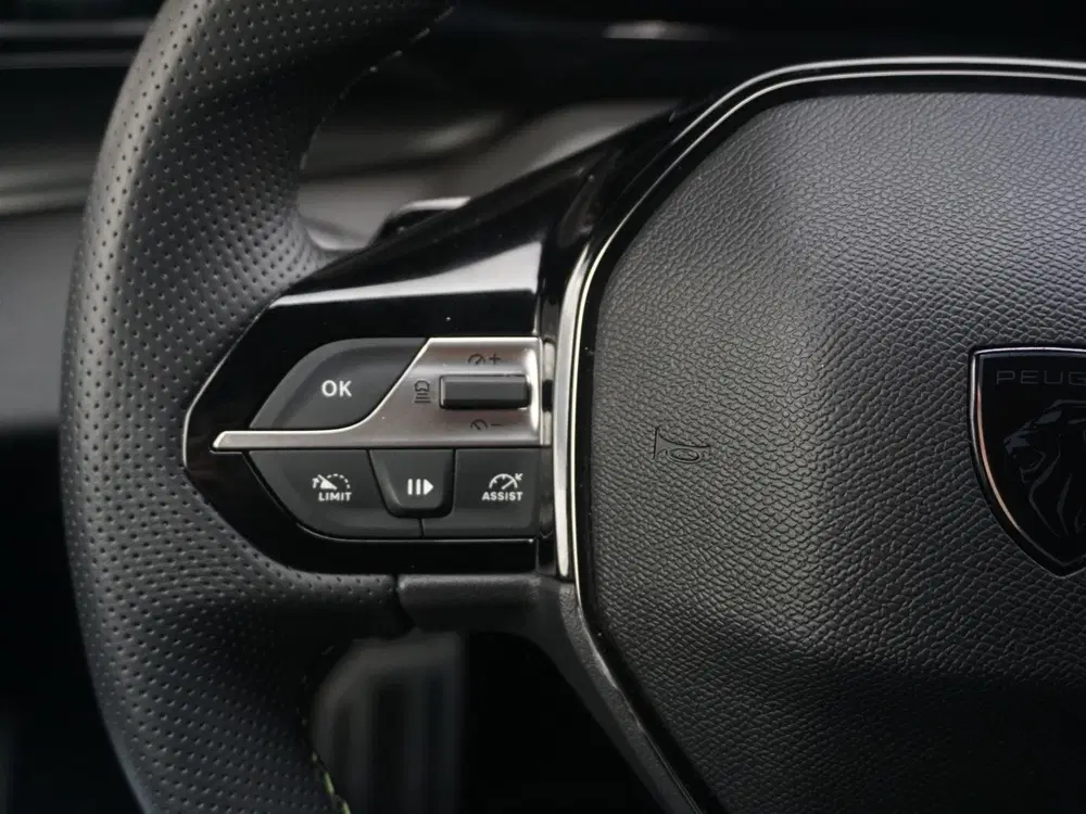 Peugeot 308 1.6 Plug-in Hybrid 225 GT uit 2024, foto 17