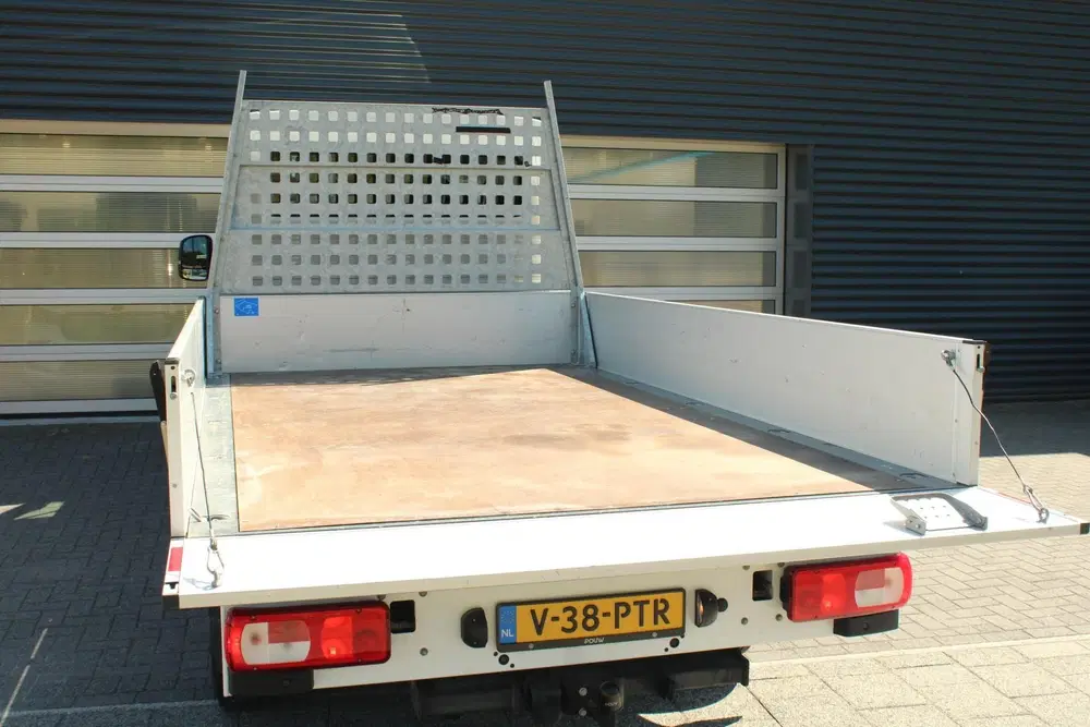Volkswagen Crafter 35 2.0 TDI 140pk L4 DC Trendline uit 2024, foto 11