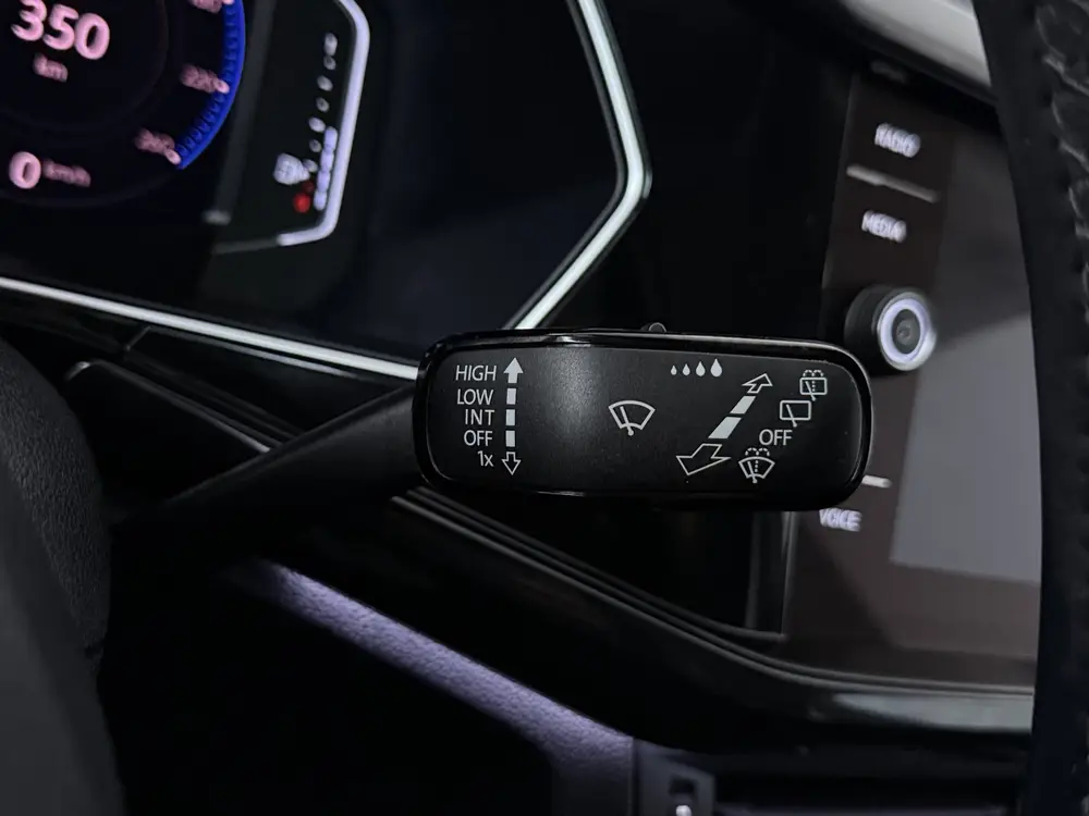 Volkswagen T-Cross 1.0 TSI R-Line | Virtual Cockpit | Naviga uit 2019, foto 9