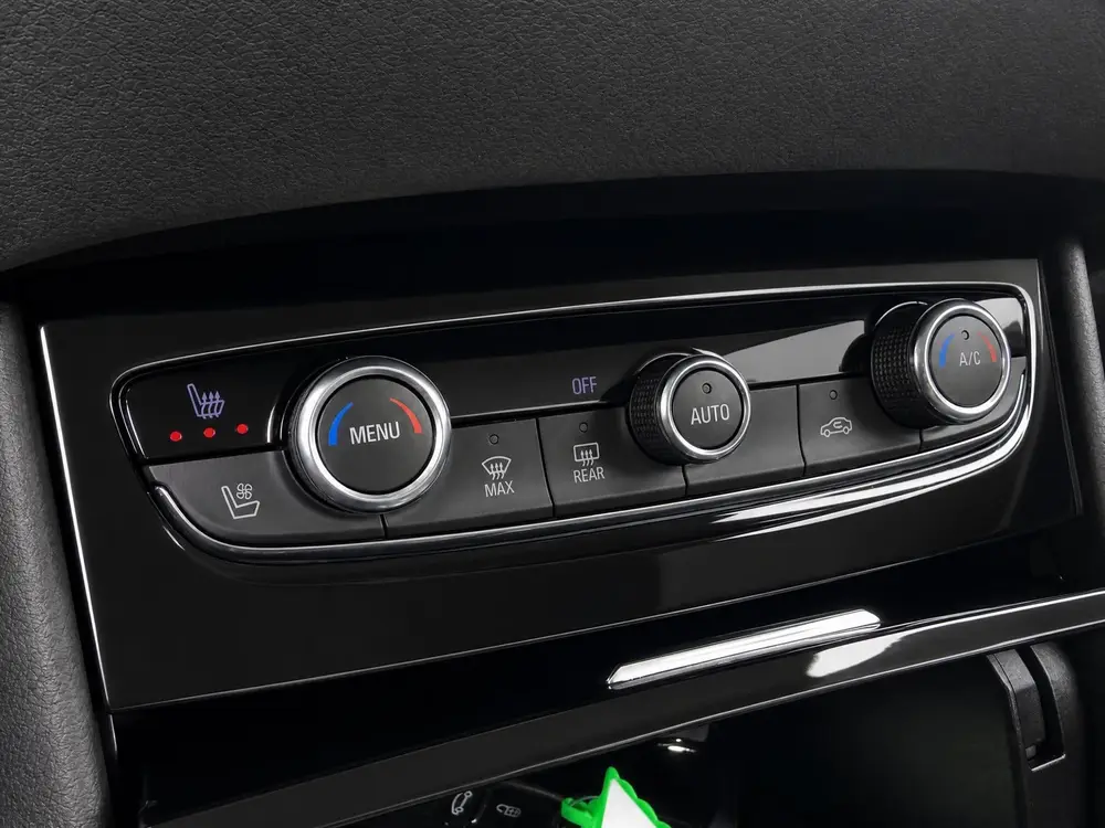 Opel Grandland X 1.6 Turbo Hybrid Business Elegance uit 2021, foto 6