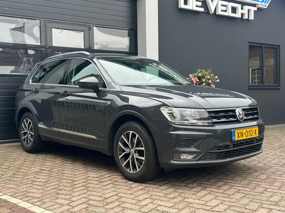 Volkswagen Tiguan 1.5 TSI Comfortline Business Navi/Carplay/ uit 2019, foto 2