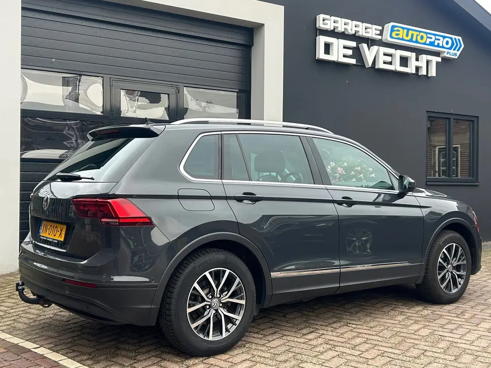 Volkswagen Tiguan 1.5 TSI Comfortline Business Navi/Carplay/ uit 2019, foto 3
