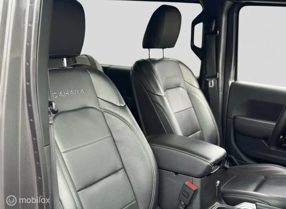 Jeep Wrangler 4xe 380 Sahara CABRIO uit 2021, foto 16