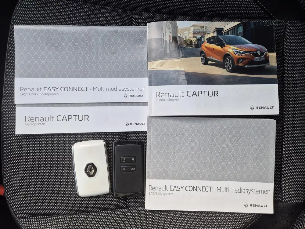 Renault Captur 1.3 TCe 140 Intens uit 2021, foto 6