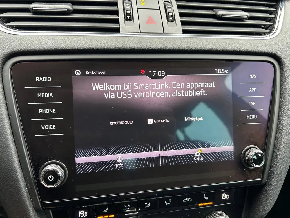 Skoda Octavia 1.5 TSI Greentech Sport Business Navi uit 2020, foto 16