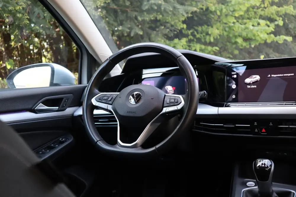 Volkswagen Golf 1.0 TSI Life | Sfeerverlichting | ACC | Carp uit 2022, foto 10