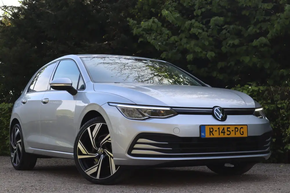 Volkswagen Golf 1.0 TSI Life | Sfeerverlichting | ACC | Carp uit 2022, foto 20