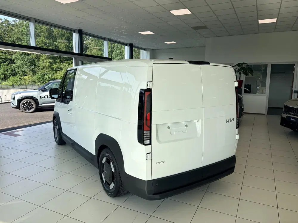 Kia PV5 Elite Executive 71.2 kWh uit 2026, foto 4