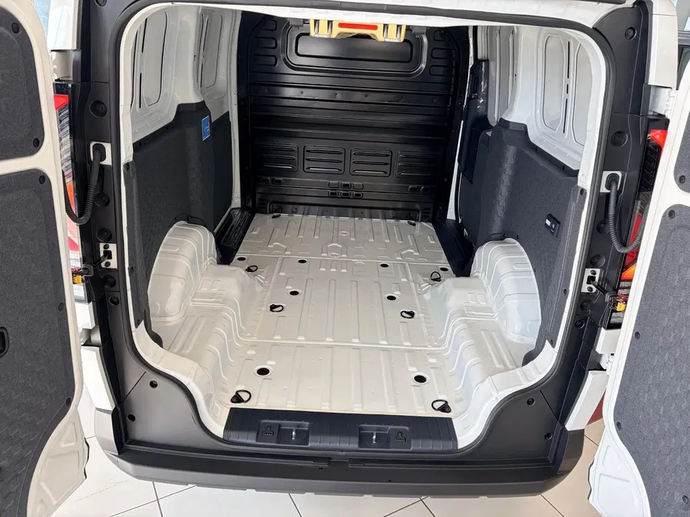 Kia PV5 Elite Executive 71.2 kWh uit 2026, foto 6