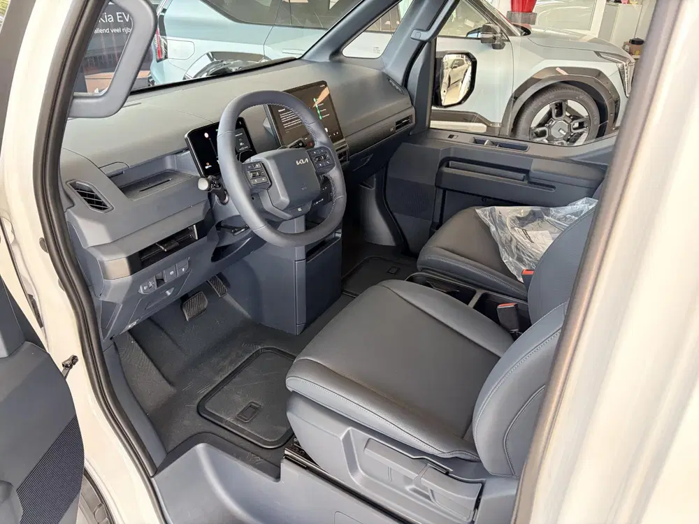 Kia PV5 Elite Executive 71.2 kWh uit 2026, foto 8