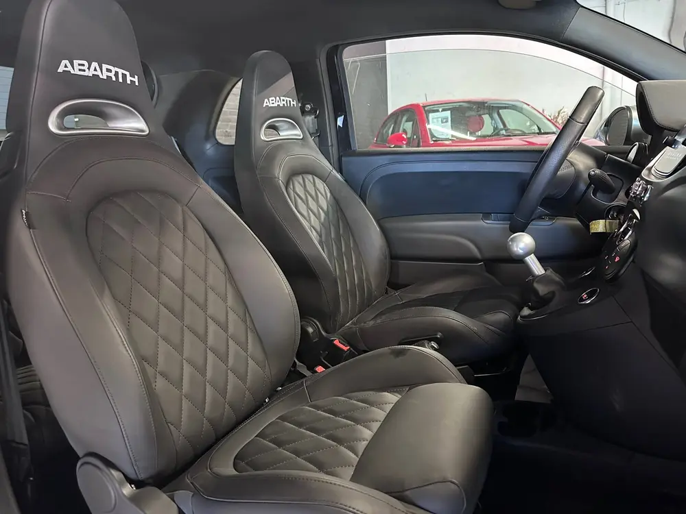 Abarth 595 1.4 T-Jet Abarth Turismo LEDER / CLIMA / NAVI uit 2022, foto 11