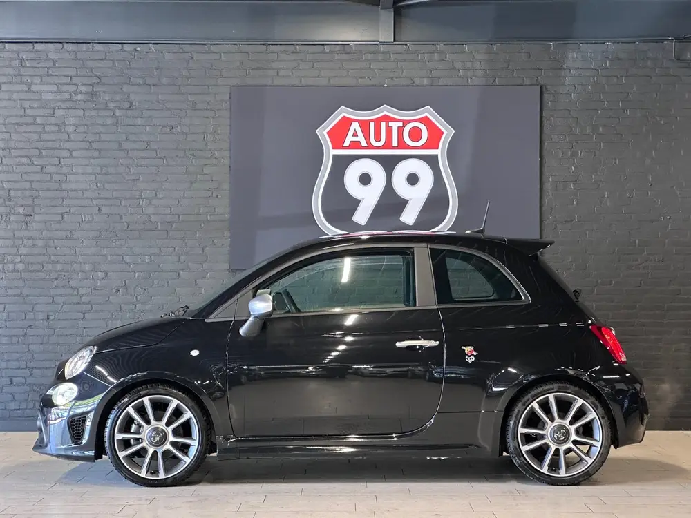 Abarth 595 1.4 T-Jet Abarth Turismo LEDER / CLIMA / NAVI uit 2022, foto 2