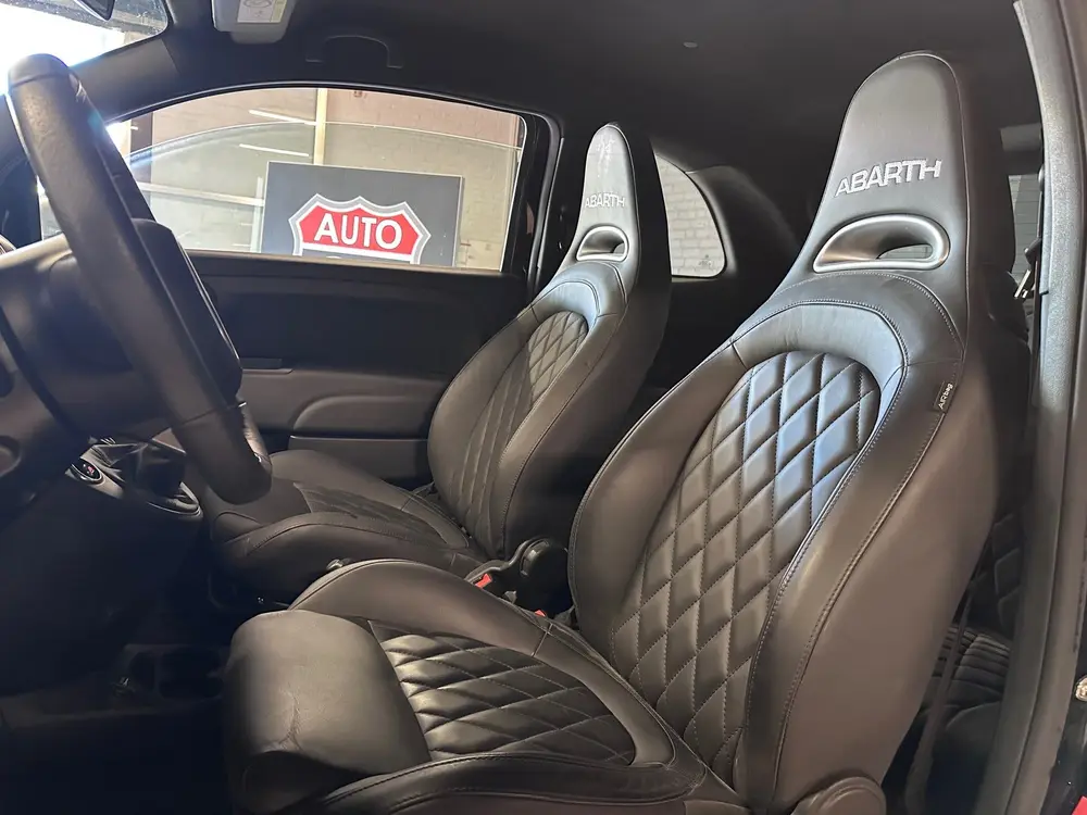 Abarth 595 1.4 T-Jet Abarth Turismo LEDER / CLIMA / NAVI uit 2022, foto 9