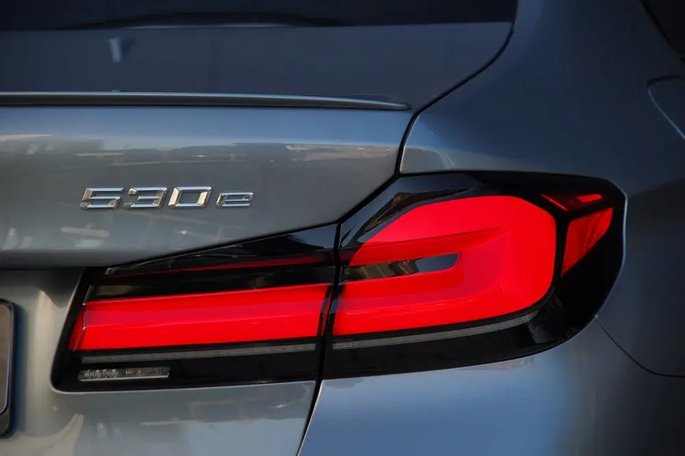 BMW 5-serie 530e Pano uit 2021, foto 11