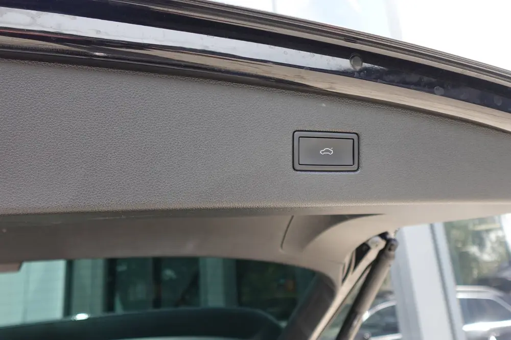Volkswagen Tiguan 1.5 TSI R-Line PANO KEYLESS VOL' uit 2021, foto 11