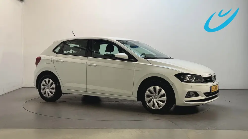 Volkswagen Polo 1.0 TSI Comfortline Business Parkeersensoren uit 2021