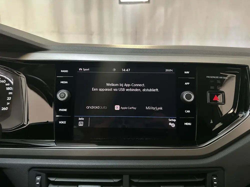 Volkswagen Polo 1.0 TSI Comfortline Business Parkeersensoren uit 2021, foto 20