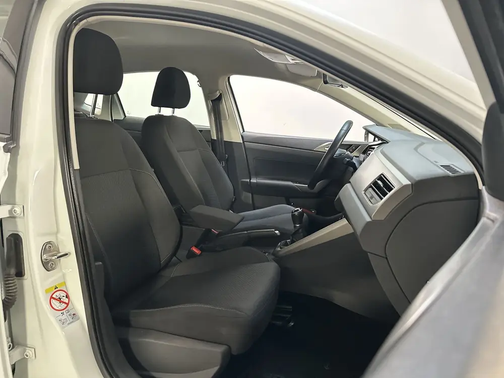 Volkswagen Polo 1.0 TSI Comfortline Business Parkeersensoren uit 2021, foto 7