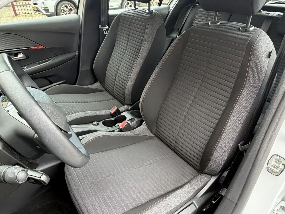 Peugeot 208 1.2 PureTech Active uit 2022, foto 10