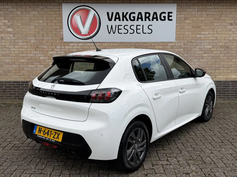 Peugeot 208 1.2 PureTech Active uit 2022, foto 6